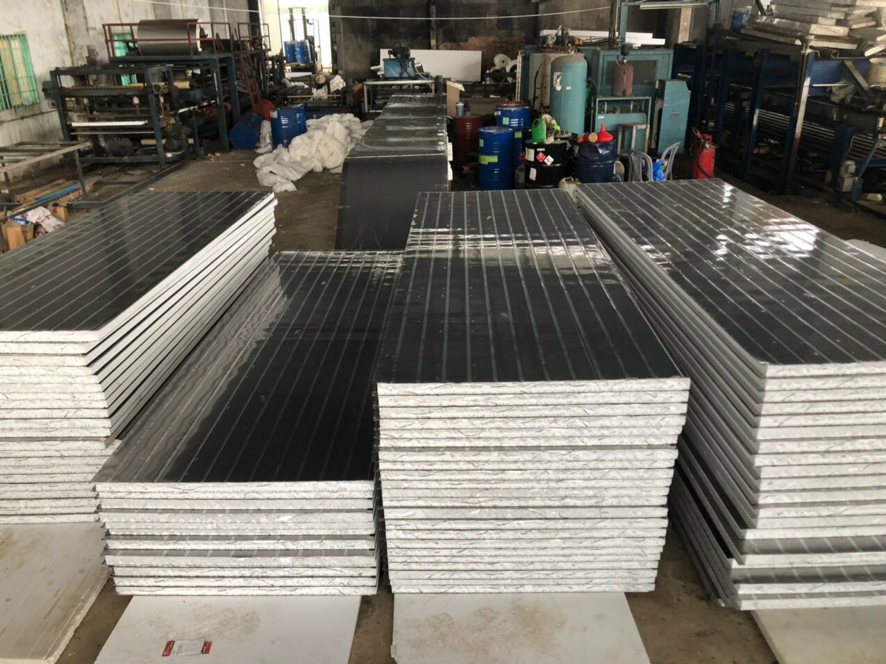 Một số sản phẩm tấm cách nhiệt, panel cách nhiệt